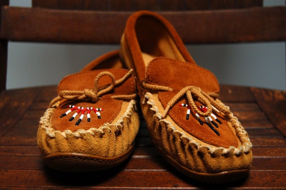 Vintage 70s Moccasins from Sioux Mox by prettythingsivefound