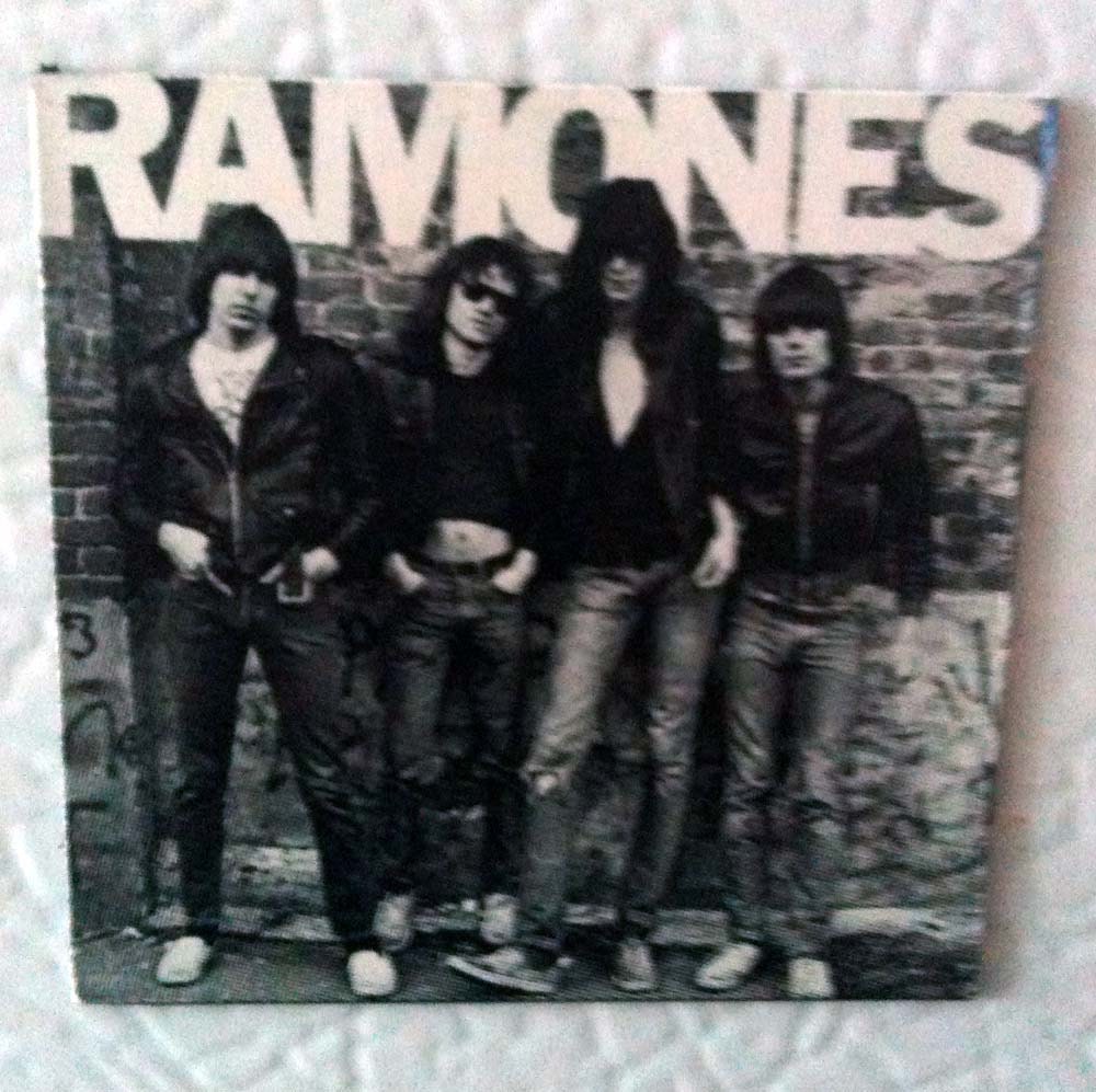 Ramones magnet S/T album cover