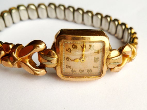 Vintage 1950s Gruen Guildite Base Metal Ladies Watch with