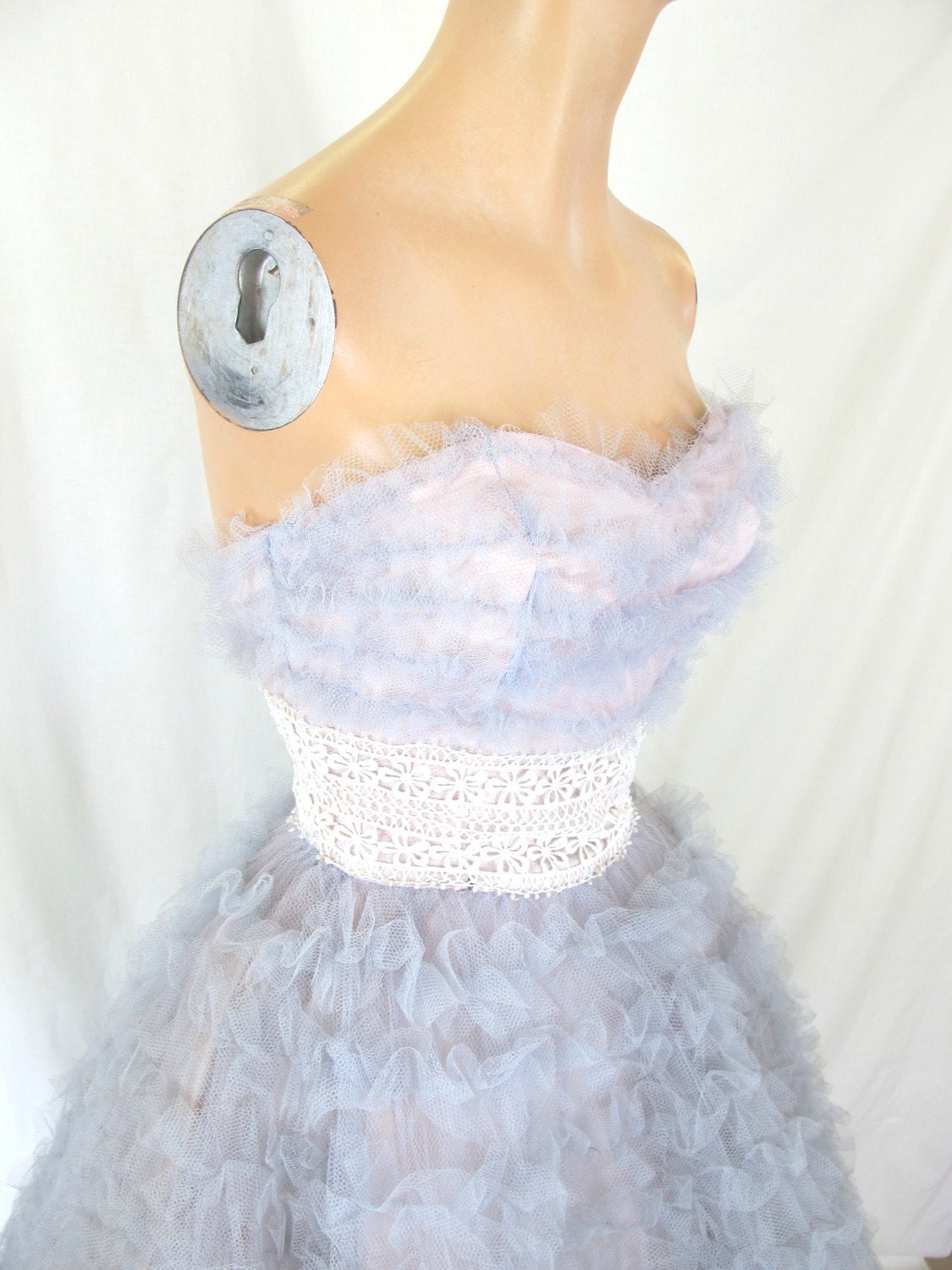 50's Strapless ShelfBust Tulle Dress Sweetheart by tovasvintage