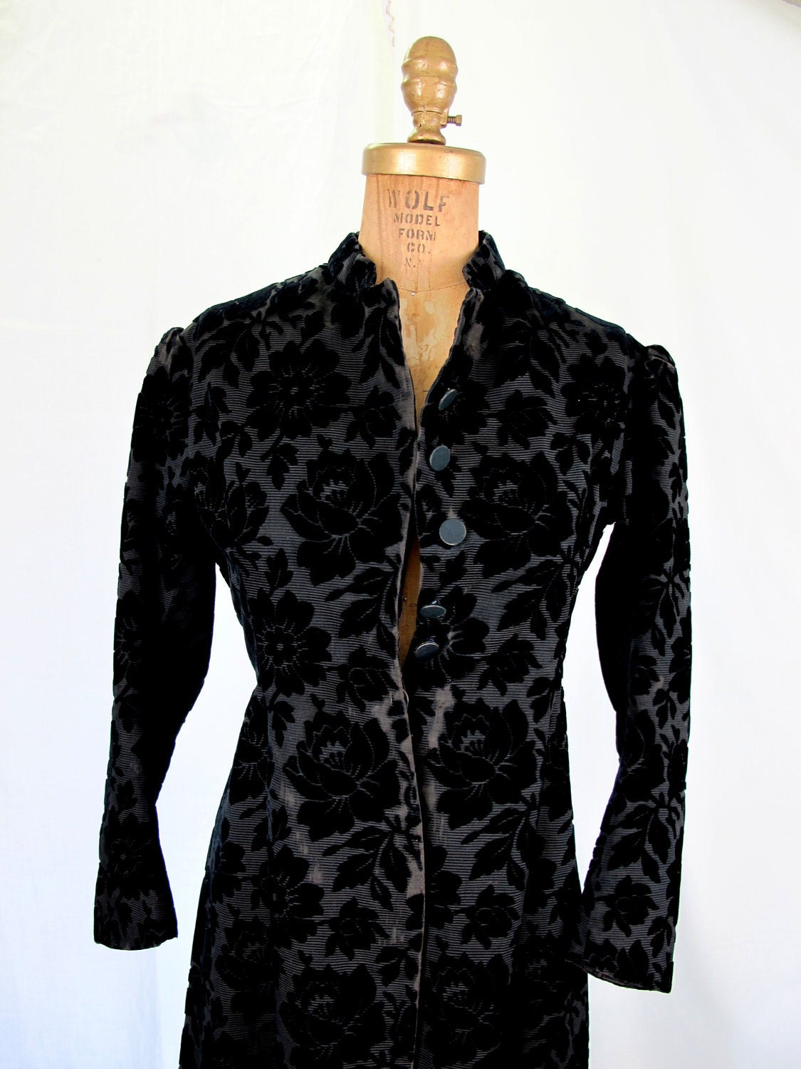 Victorian 1880s 1900 Black Cut Velvet Jacket Coat