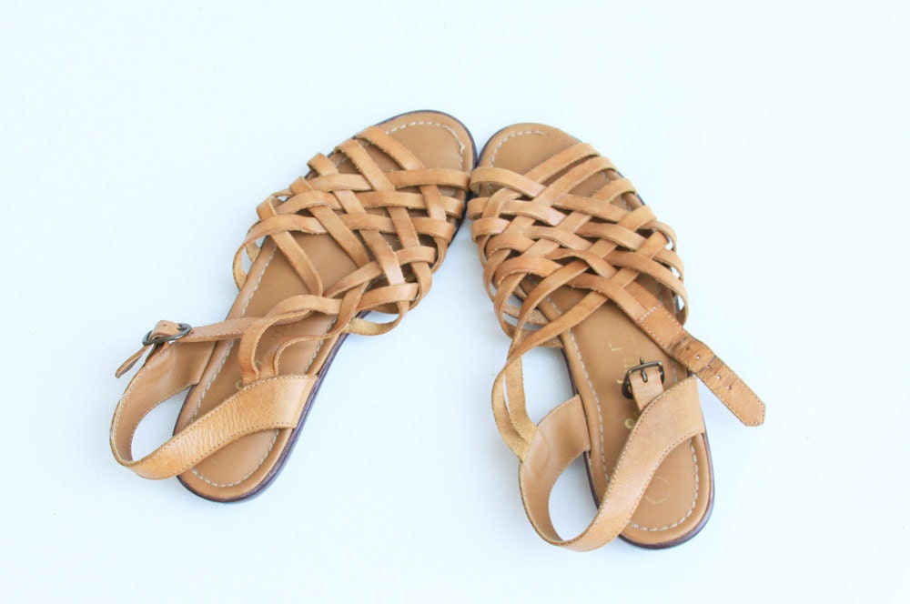 tan strappy flats