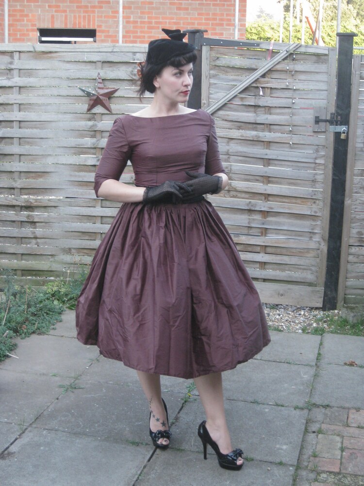 1950 silk swing dress Custom made by Swellrenditions on Etsy