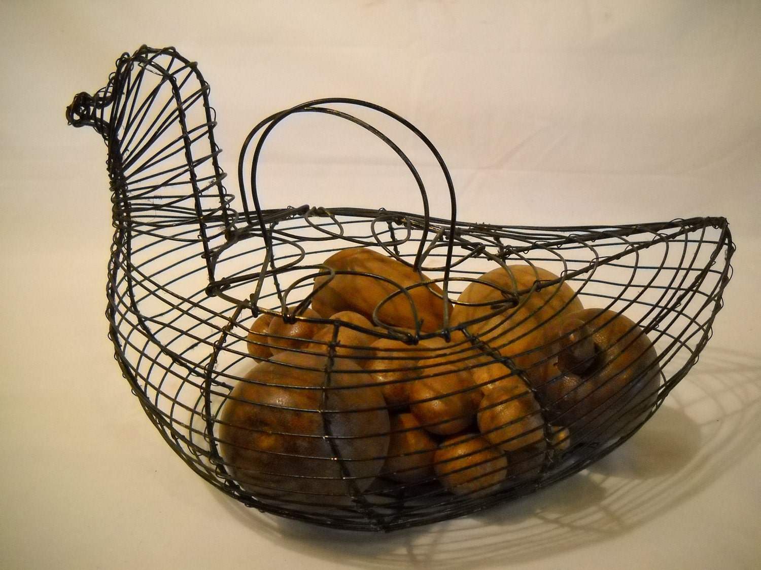 Vintage Wire Chicken Basket With Wooden by SeaPillowTreasures