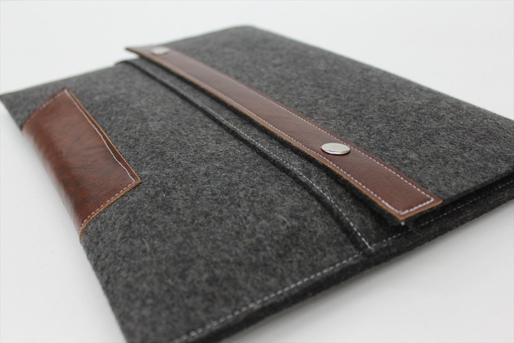 Black Wood Aesthetic Hard Shell Case For MacBook Pro 13 15 16 Air 13 – Dustproof