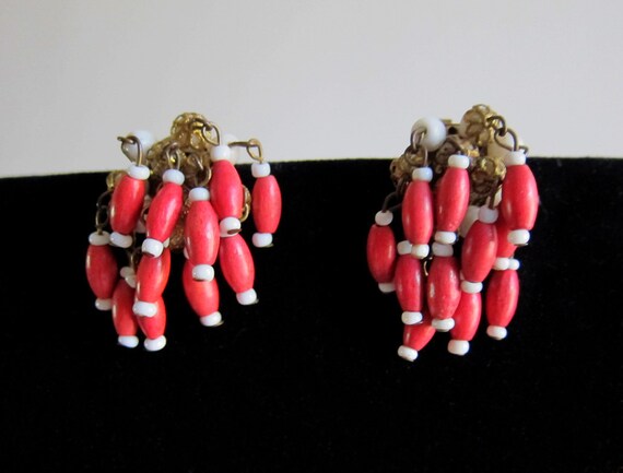 Vintage White Milk Glass 3-Hole Connector Beads – 4.7mm Tiny Brass Accents