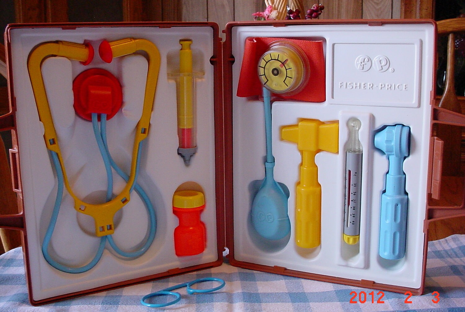 fisher price medical kit 1977