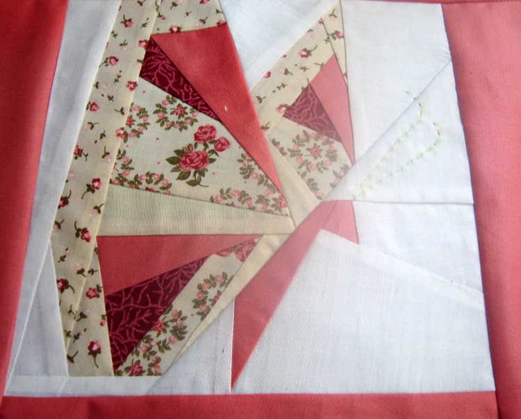 Butterfly paper pieced quilt pattern PDF pink by endulzar 