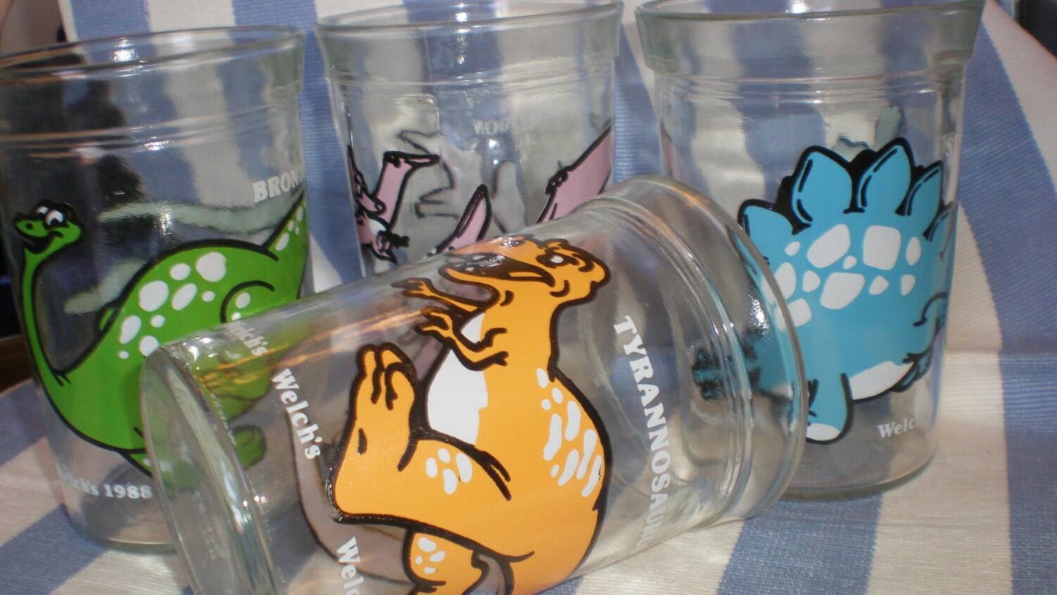 Welch's Dinosaur Jelly Jar Glass Rare Set 4 Glass Set