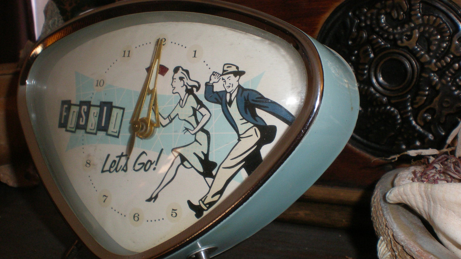 Alarm Clock Aqua 50s Style Retro Fossil Triangle Face