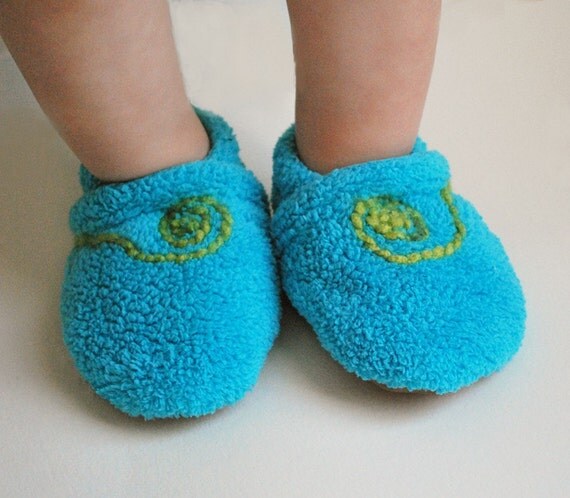 turquoise baby shoes