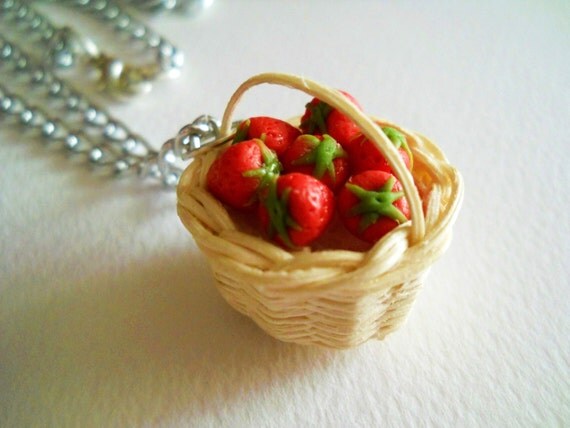 Necklace: Basket full of Strawberries  - Handmade miniature food jewelry -  madeinitalyteam