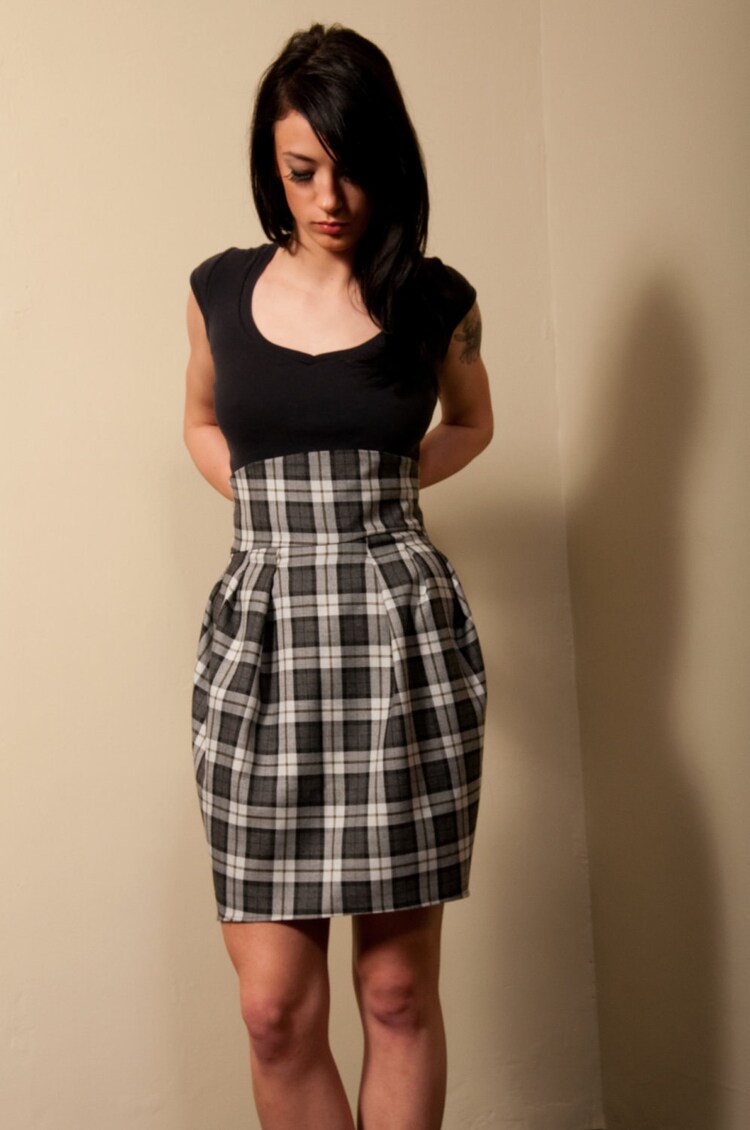 On Sale ONLY ONE LEFT Plaid Pleated Peg by LizzBasingerDesigns