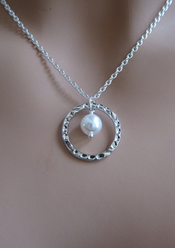 Items similar to Romance sterling silver necklace with Swarovski pearl ...