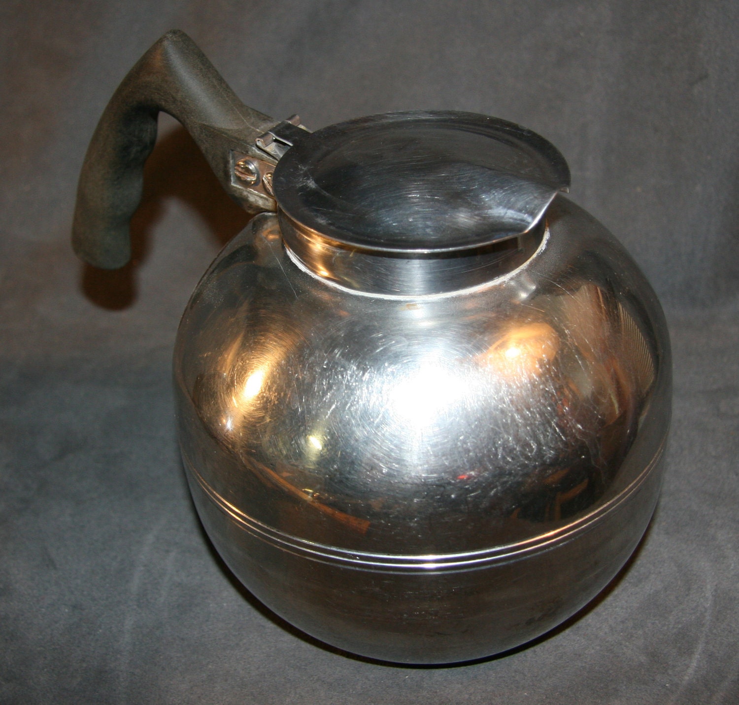 1950s Nicro Coffee Maker Vacuum style 1512B on the stove