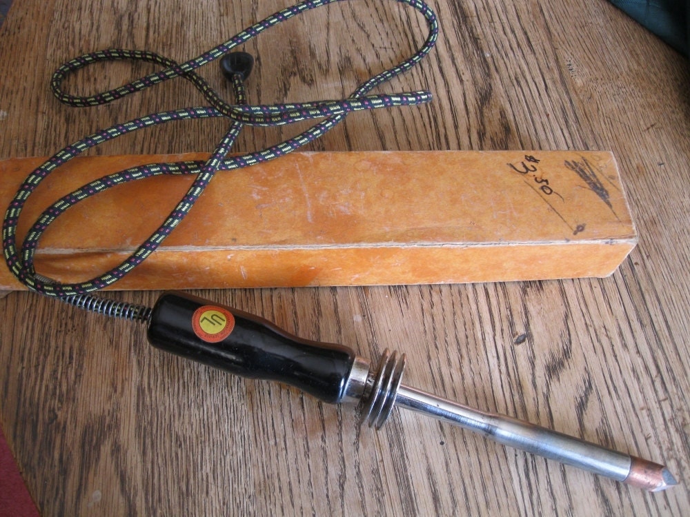 Vintage soldering iron in great condition