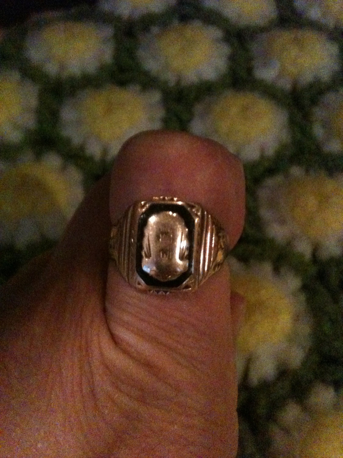 Antique class ring 1932