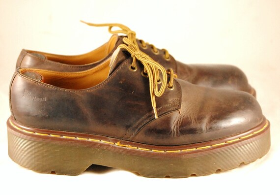 dr martens mens low top