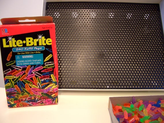 MOVING SALE: Vintage Lite Brite w/peg refills by FritzandFraulein