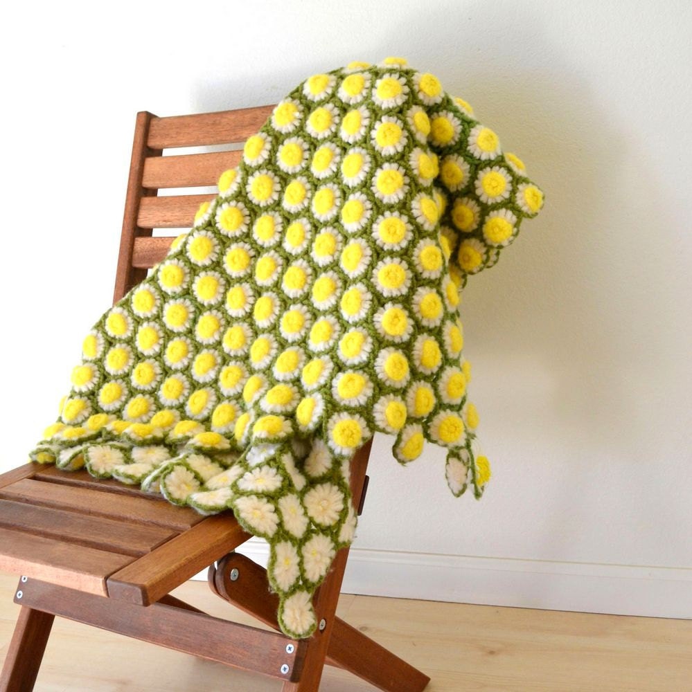 Mid Century Crochet Flower Lap Blanket Sunny Delight