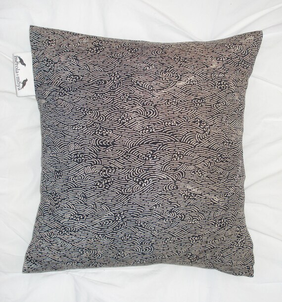 Items similar to pillow made from vintage Japanese kimono fabric on Etsy
