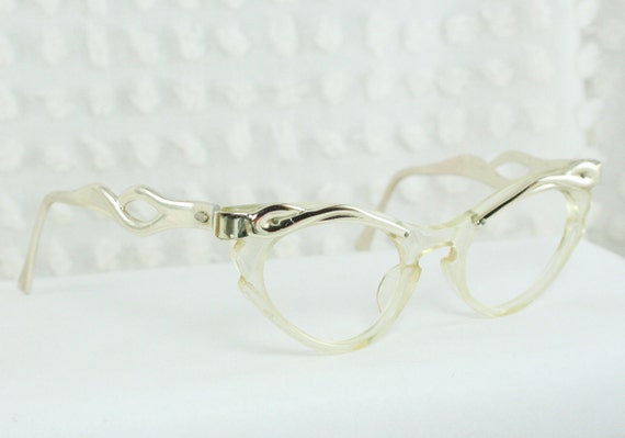 Vintage 50s Eyeglasses 1950s Cat Eye Glasses by DIAeyewear on Etsy