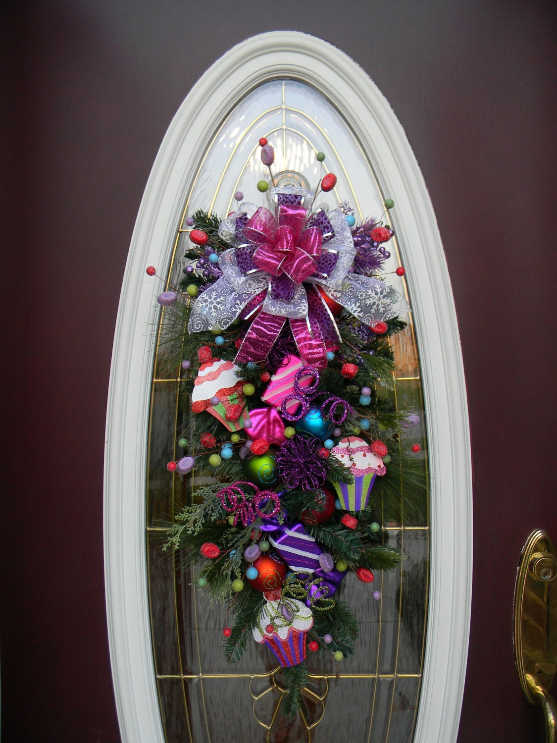 Christmas Door Teardrop Swag Decor..Candylicious