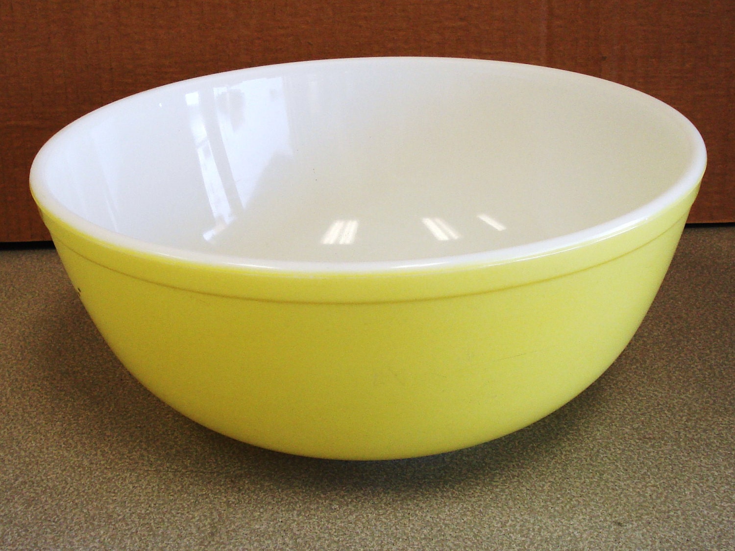 PYREX Corning Ware Milk Glass Mixing Bowl 10 1/4.