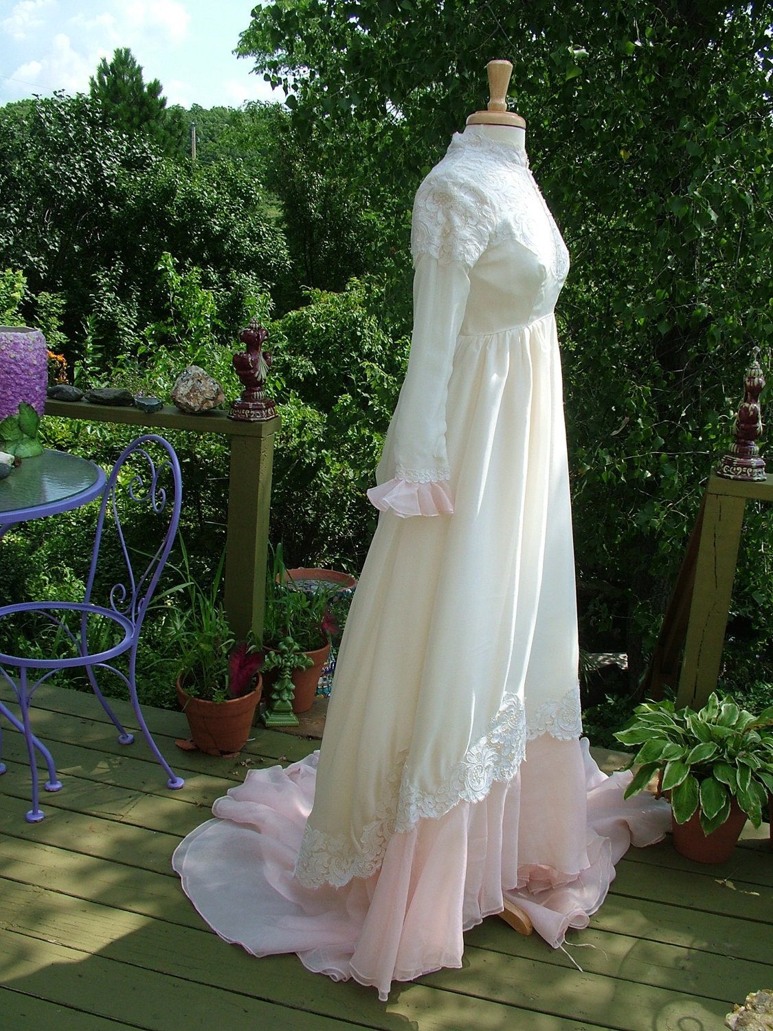 Wedding dress 1970s Vintage gown ivory with pink victorian