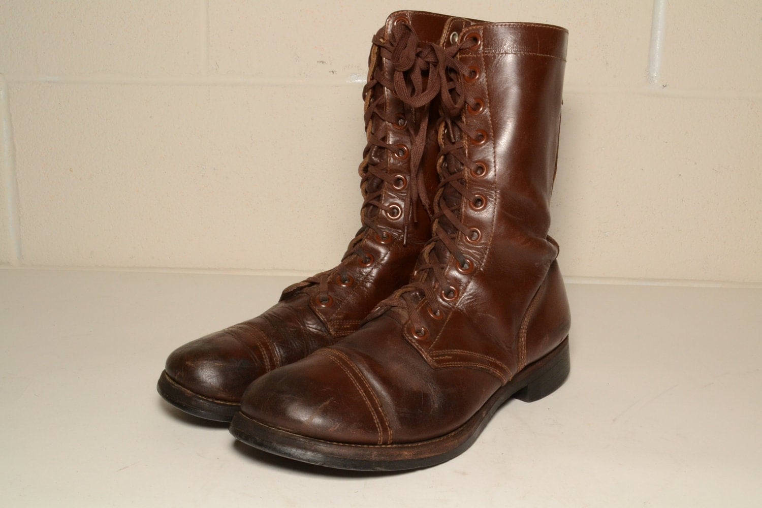 brown combat boots men