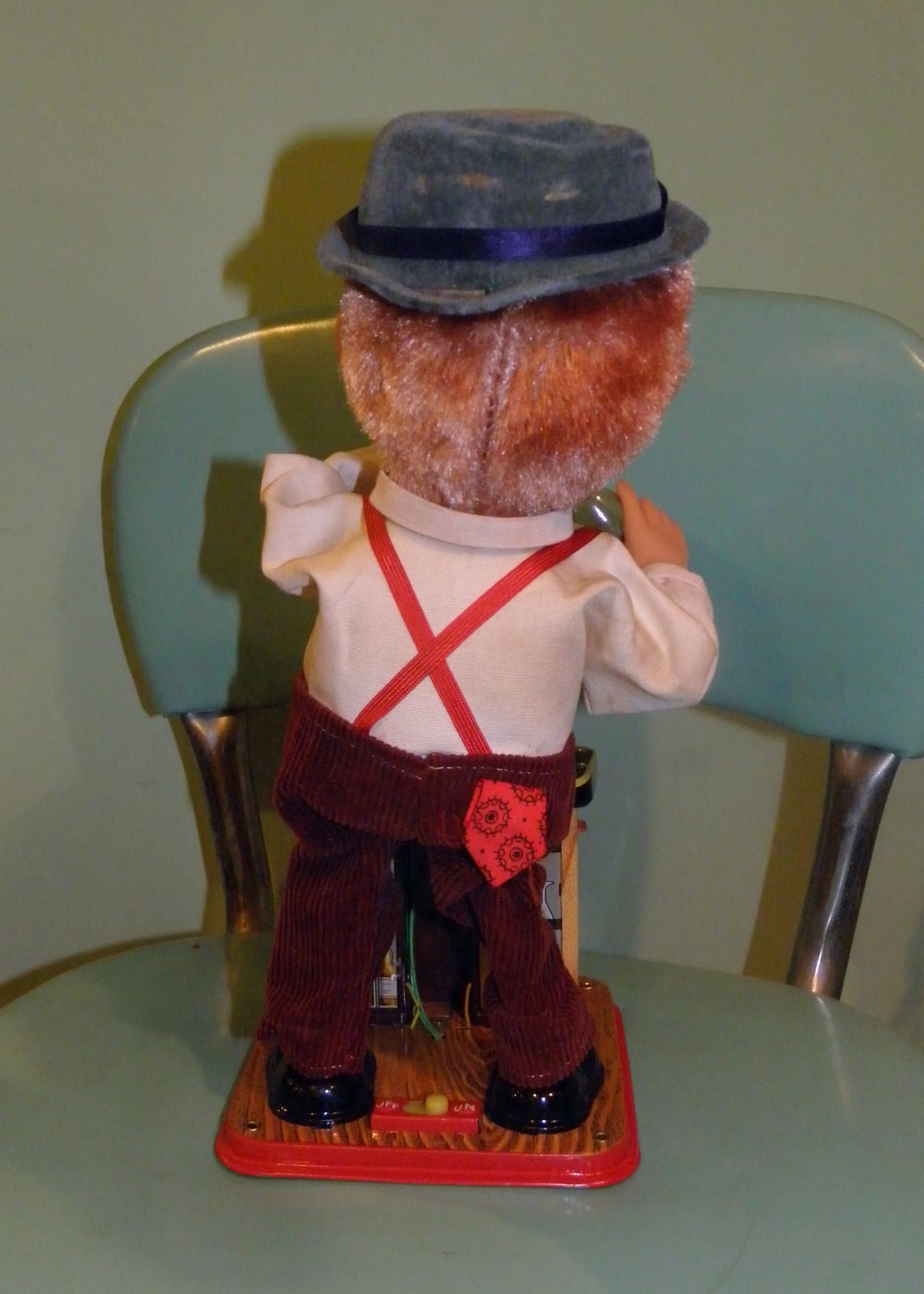 bartender monkey toy