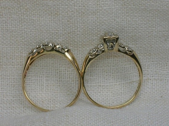Vintage Wedding Rings Set: Tudor Rose Illusion Head Classic