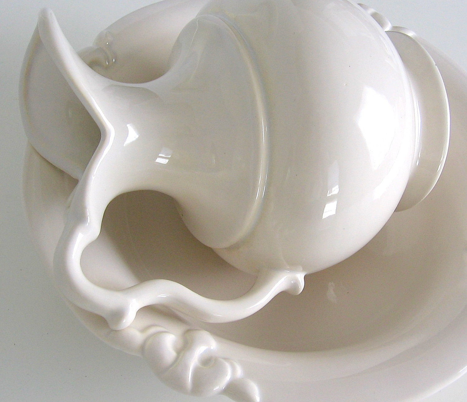 Vintage Pottery Pitcher and Bowl Set by Haeger USA