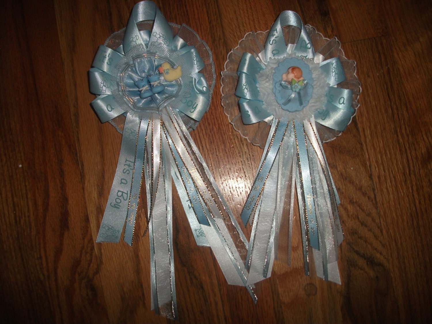 25 Custom baby shower 2 corsages and capias/ pin ons