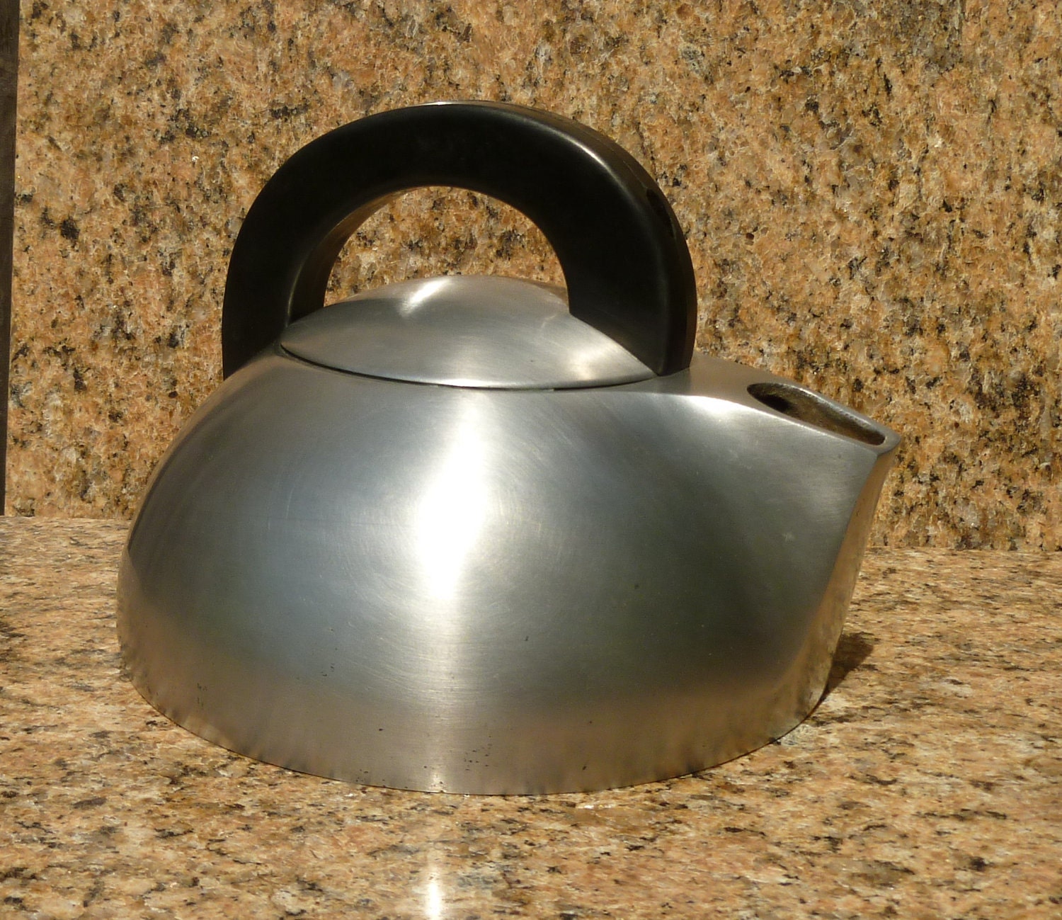 Vintage 1930s or 40s Magnalite Tea Kettle Designed by John G.