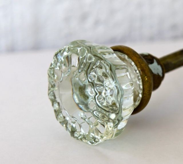 Vintage Glass Doorknobs 79