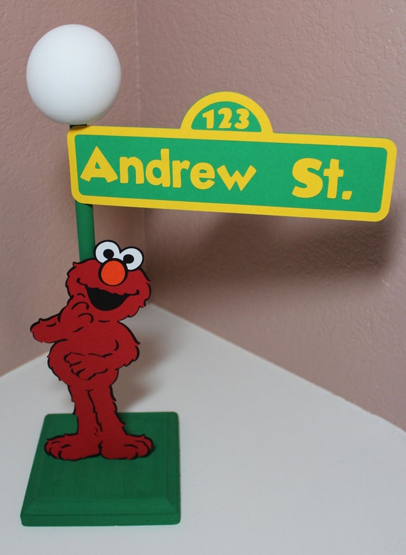 Elmo Sesame Street Lamp Post Centerpiece