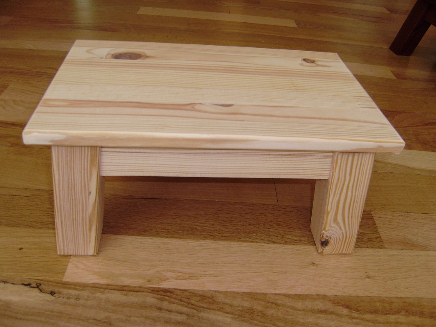 Woodwork Woodwork Footstool PDF Plans