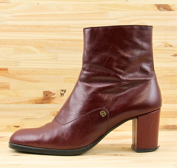etienne aigner boots brown