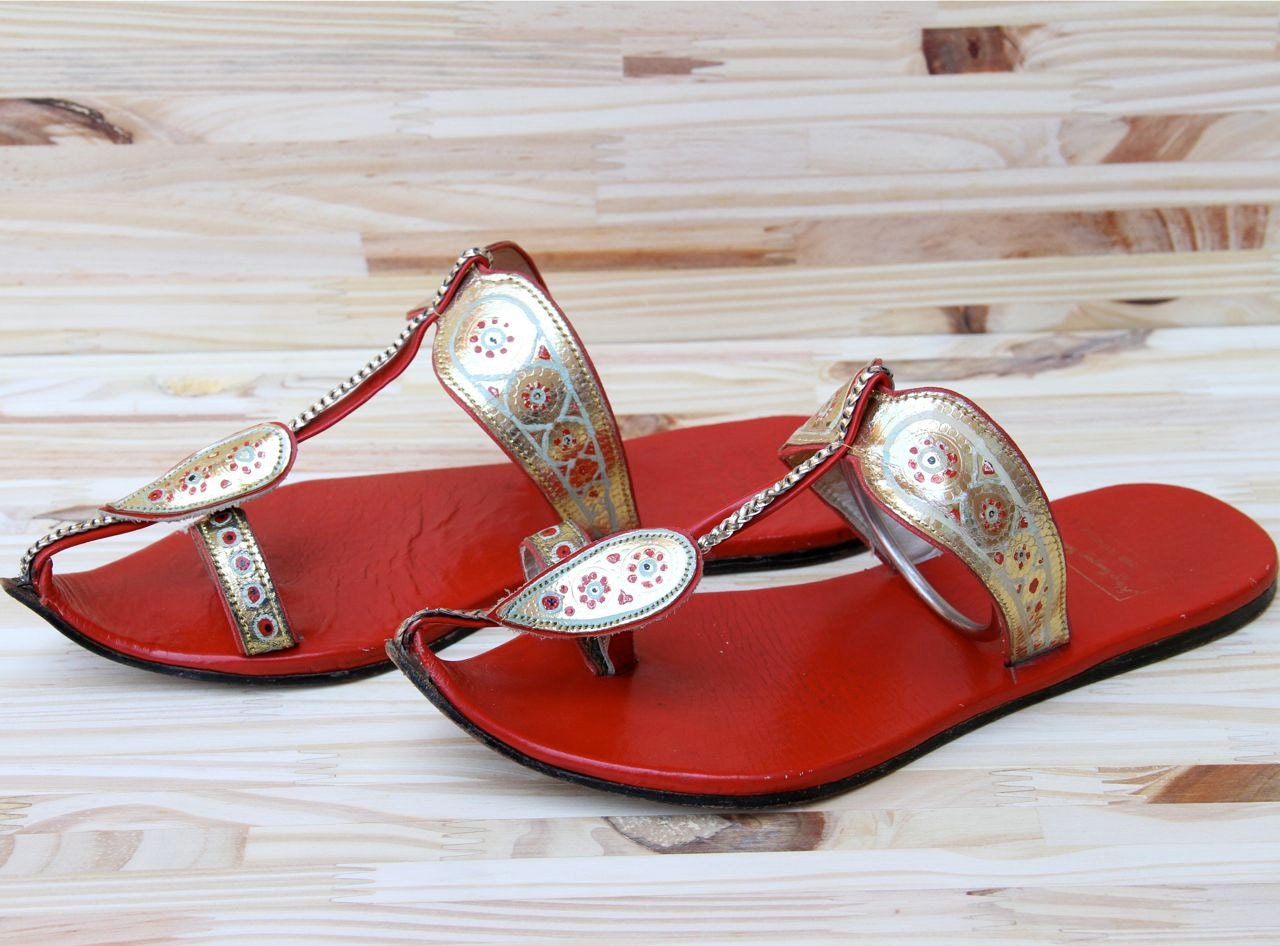 Red Genie Sandals vintage 60s exotic Indian paisley