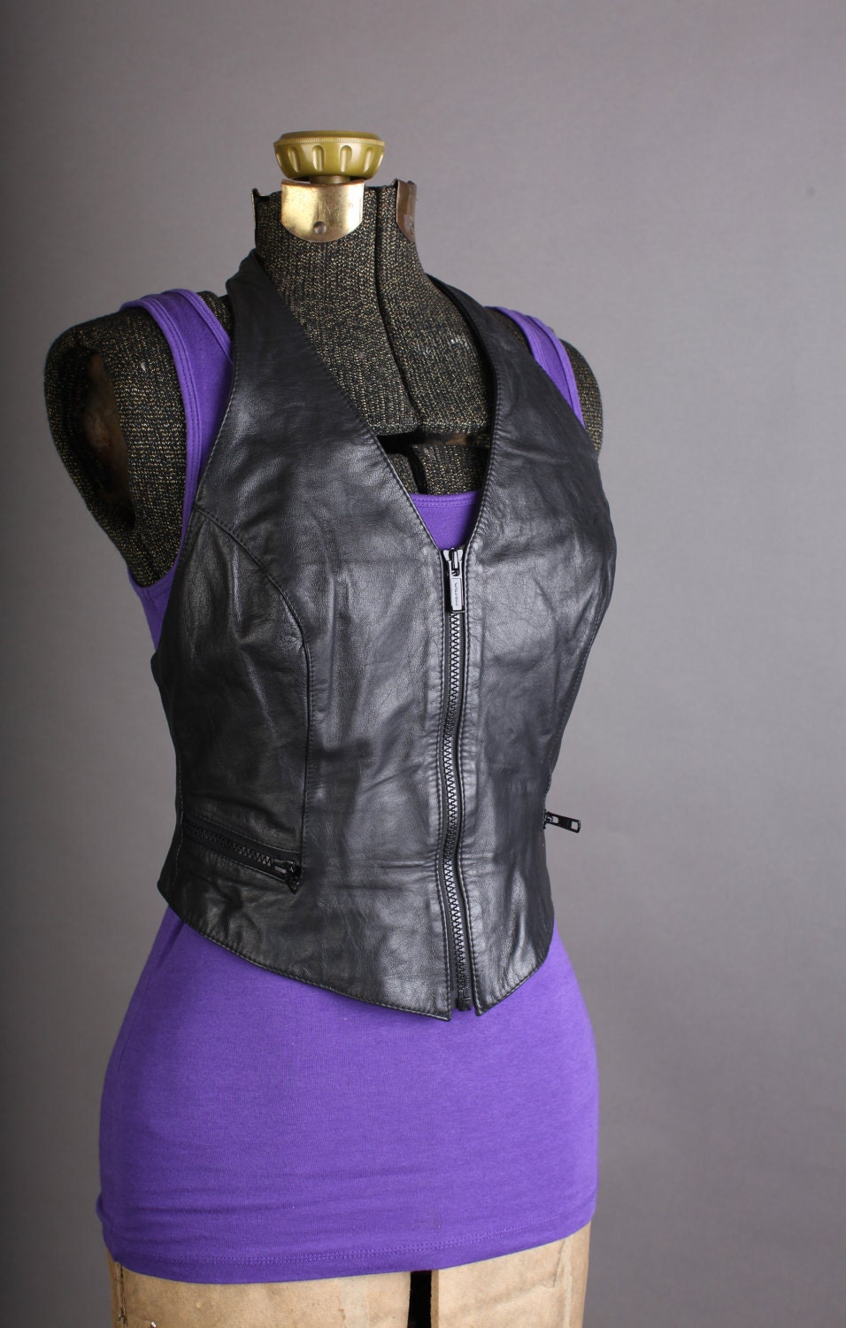 Black leather halter vest Wilsons size Medium