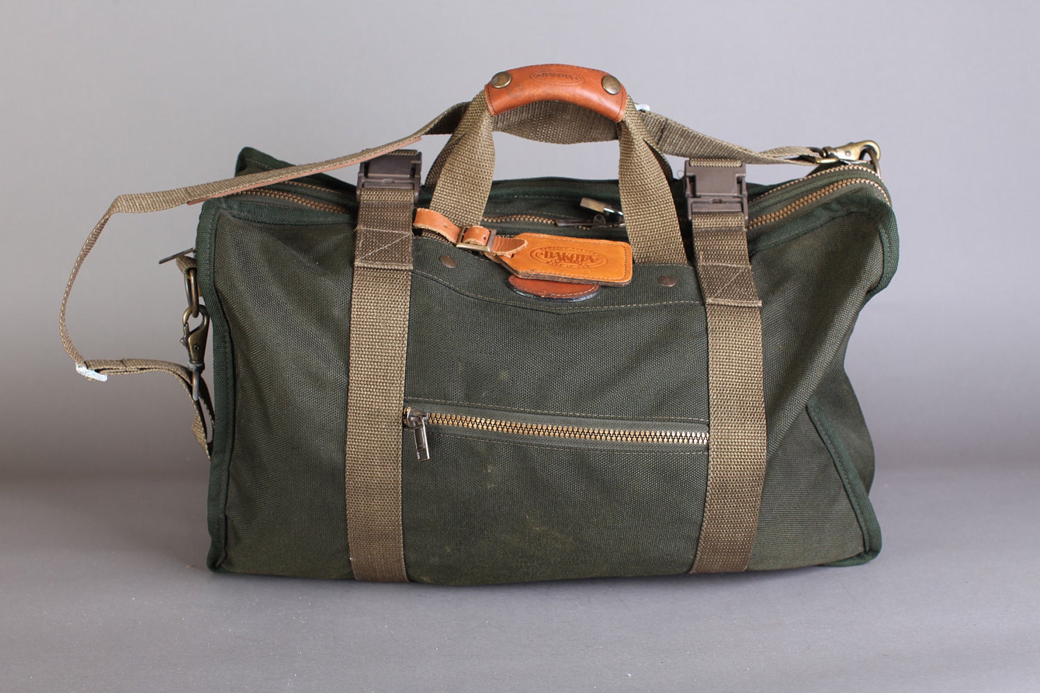 tumi womens duffle bag