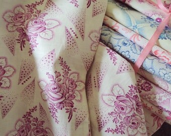 Vintage French Fabric Fuschia Pink Roses and Rosebuds Unused Suitable for Patchwork Quilting Lavender Bags Feedsack Pillow