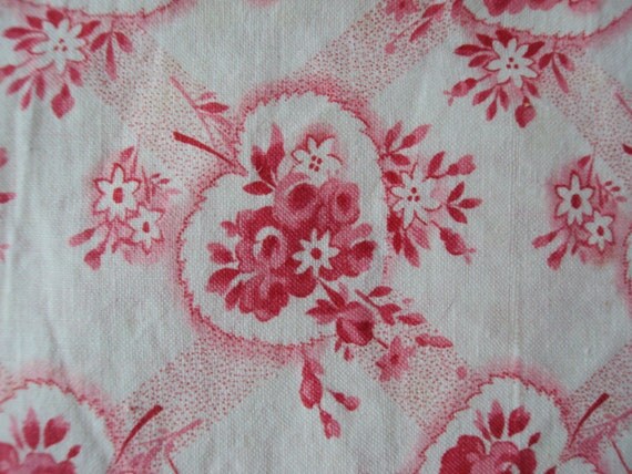 Vintage Cotton Fabric Tiny Red Roses Rosebuds Daisies Heart