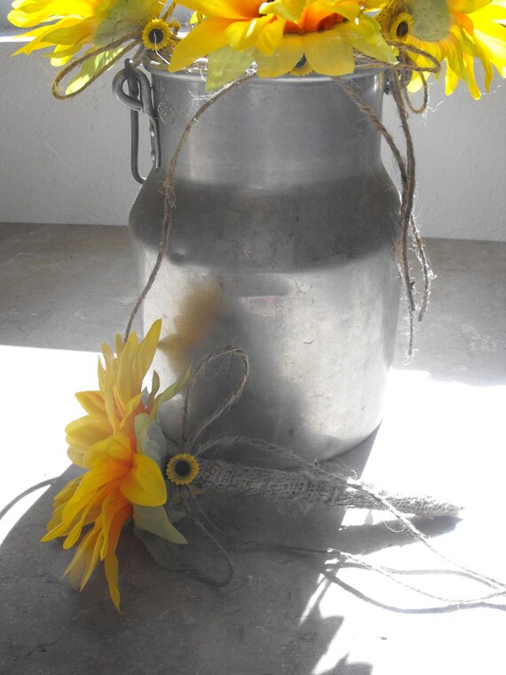 Set of Two Stylish Burlap Sunflower Wedding Pens for your