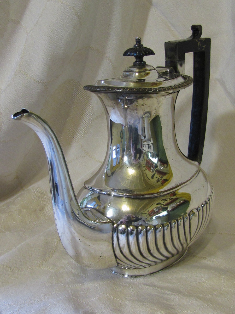 Queen Anne Silver on Copper Teapot // Coffeepot Fluted