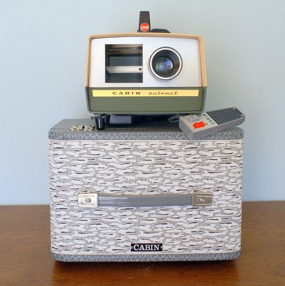 Vintage Cabin Automat Portable Slide Projector with Retro Case