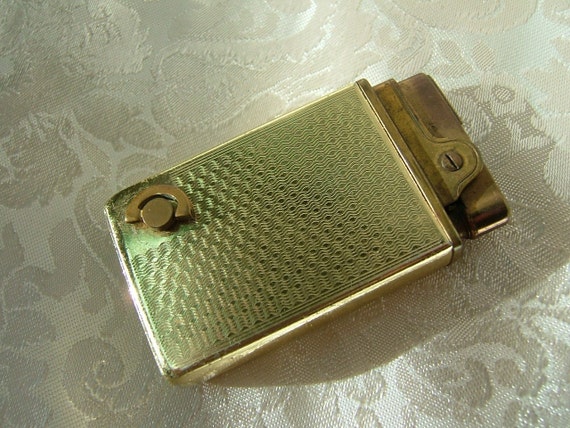 Vintage Crestline Musical Cigarette Lighter