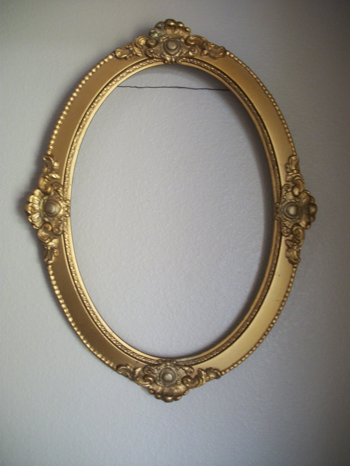 SALE Vintage Wood Ornate Gesso Oval Picture Frame Was 35