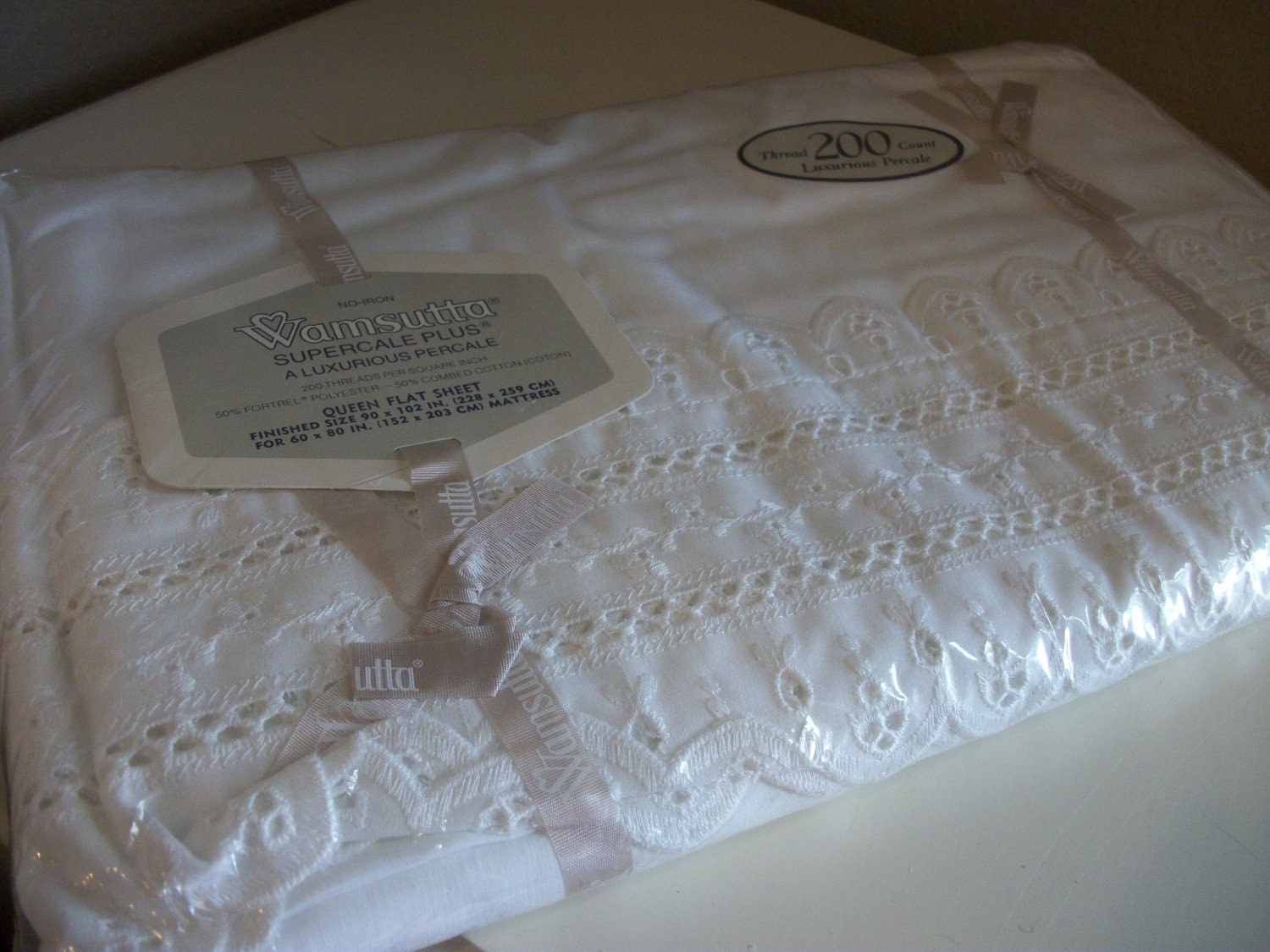 Vintage Queen Flat Bed Sheet Eyelet Lace Trimmed Wamsutta